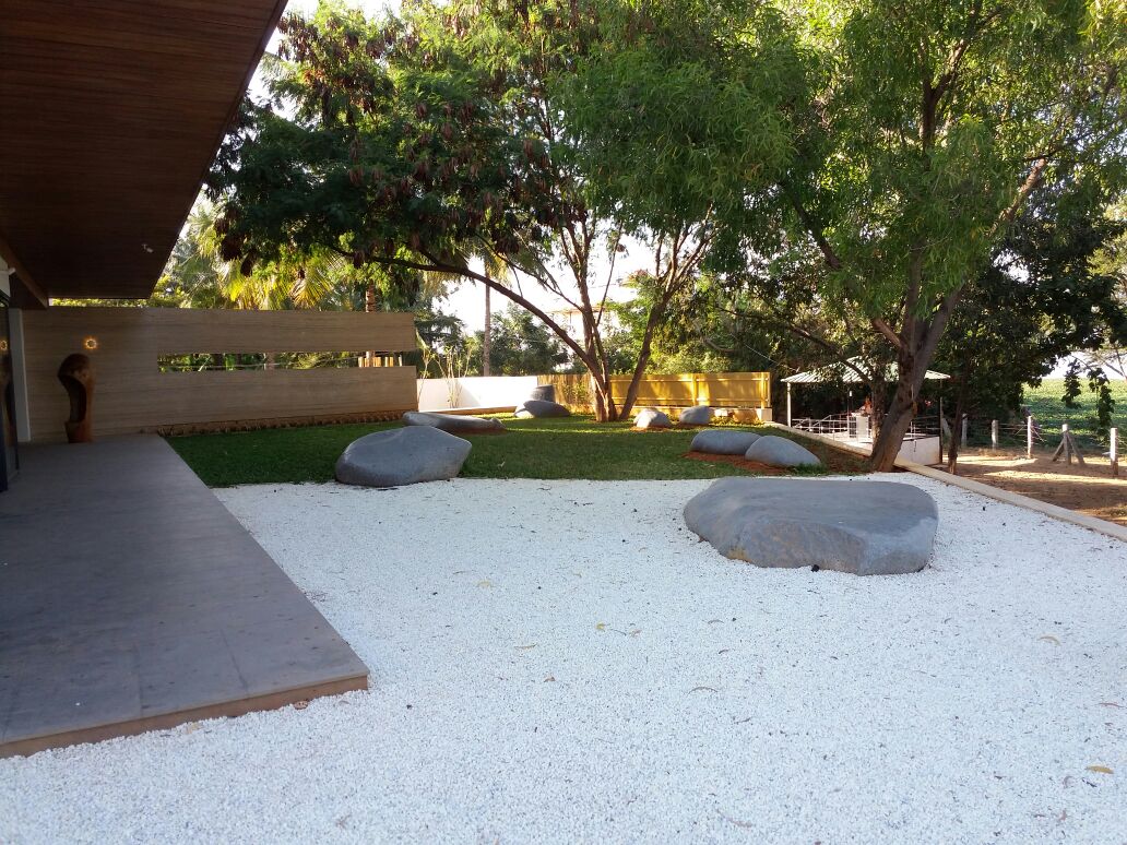 Waterfront Home by Billimoria Architects