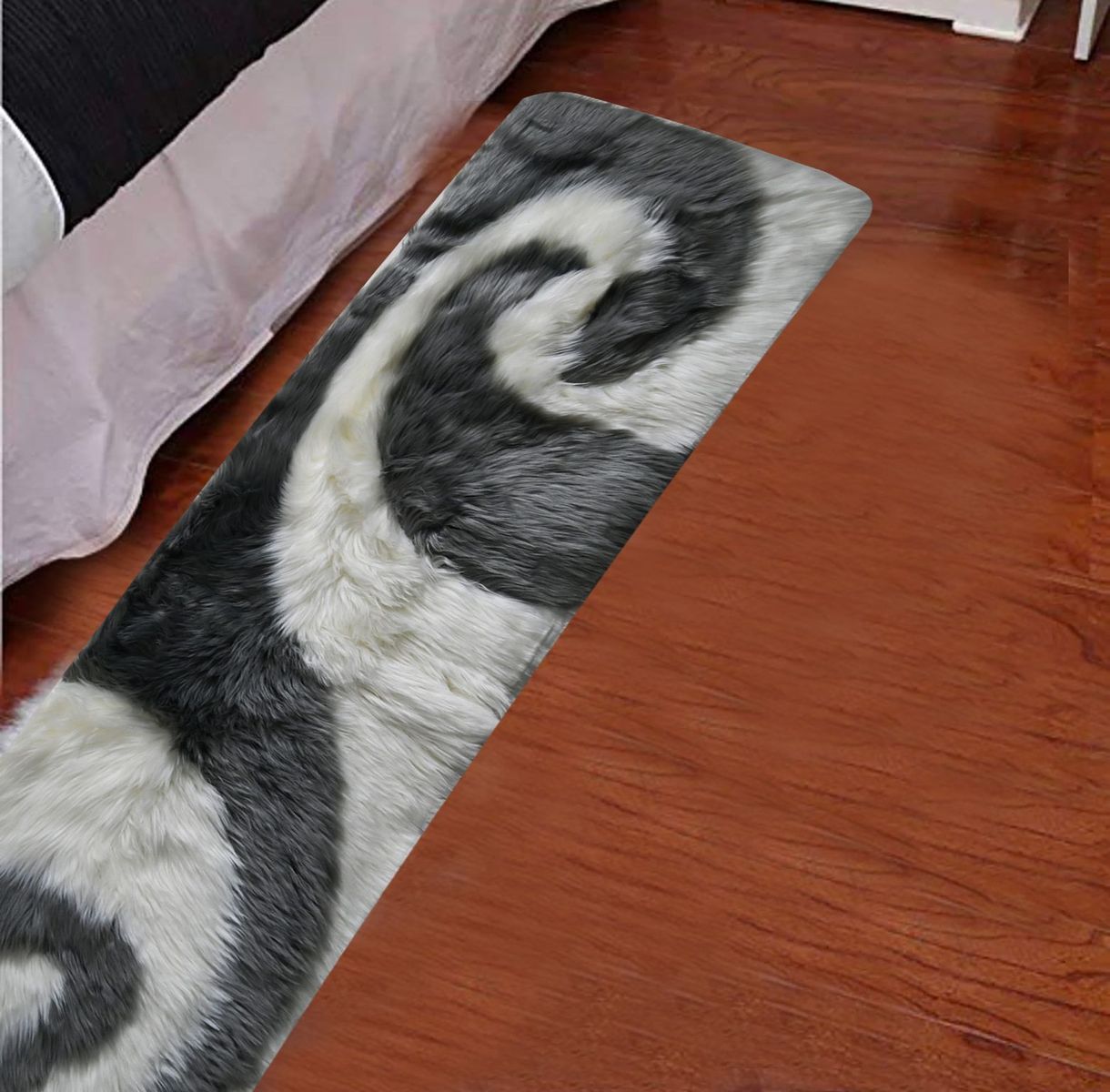 Faux Fur Runner Red White