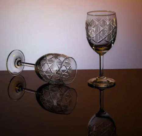 Hand Cut Design Romantic Wine Glass