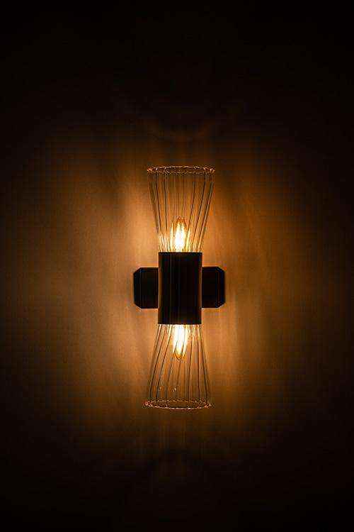 Vesta Wall Lamp