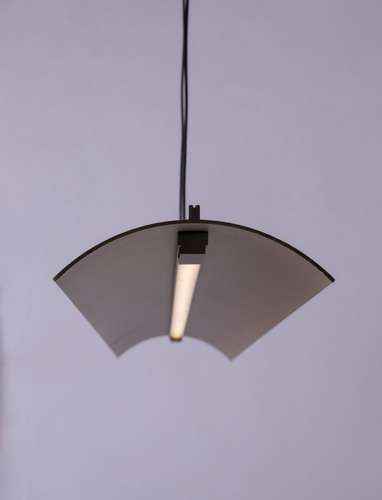 Trave Hanging Light