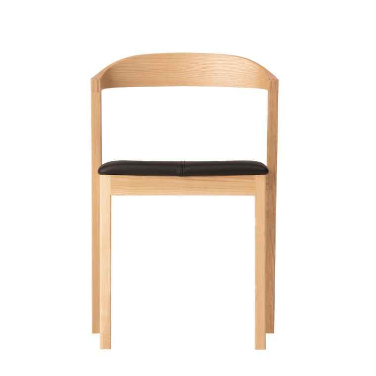 IILA Dining Stacking Chair