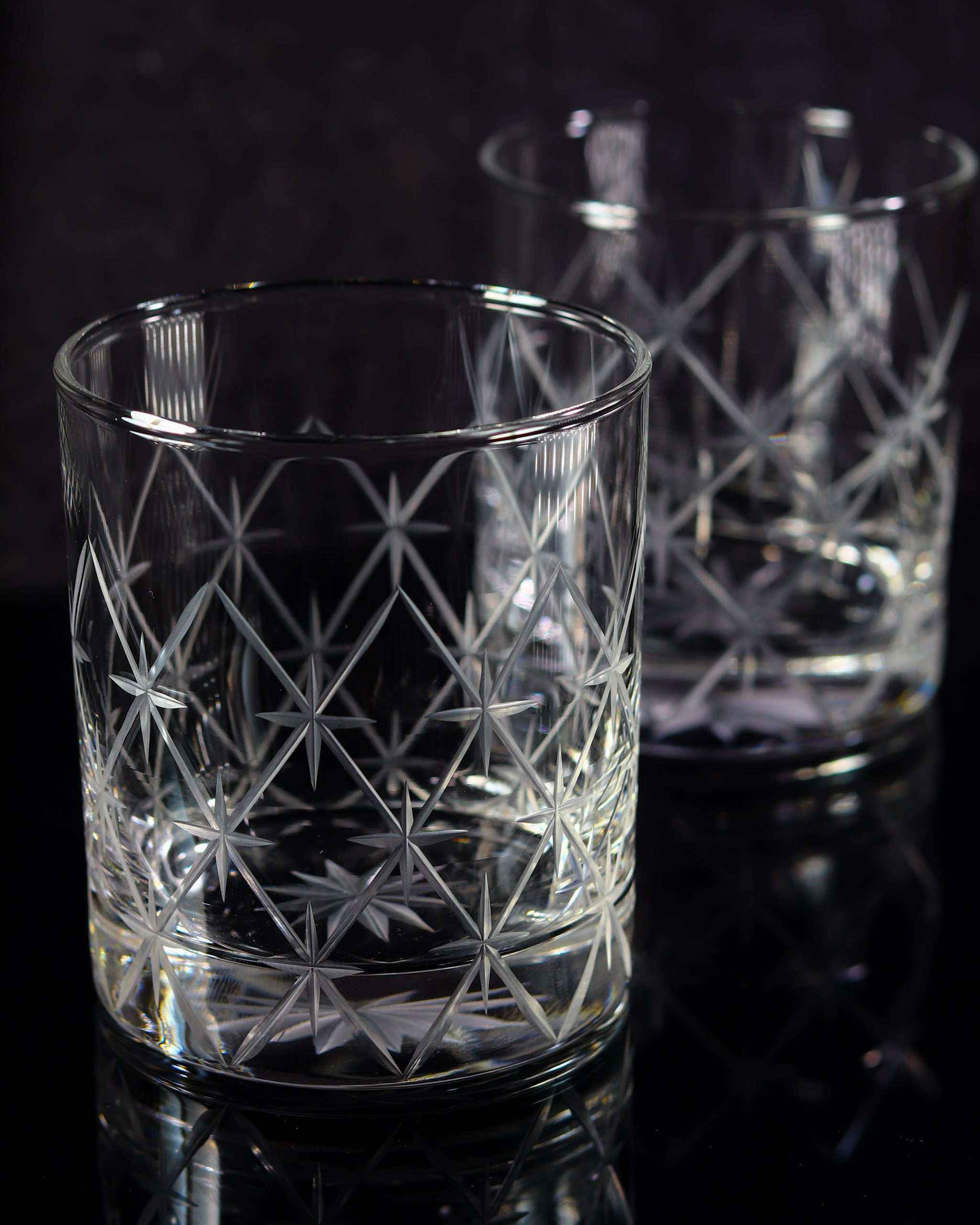 Old Fashioned Crystal Whiskey Glass