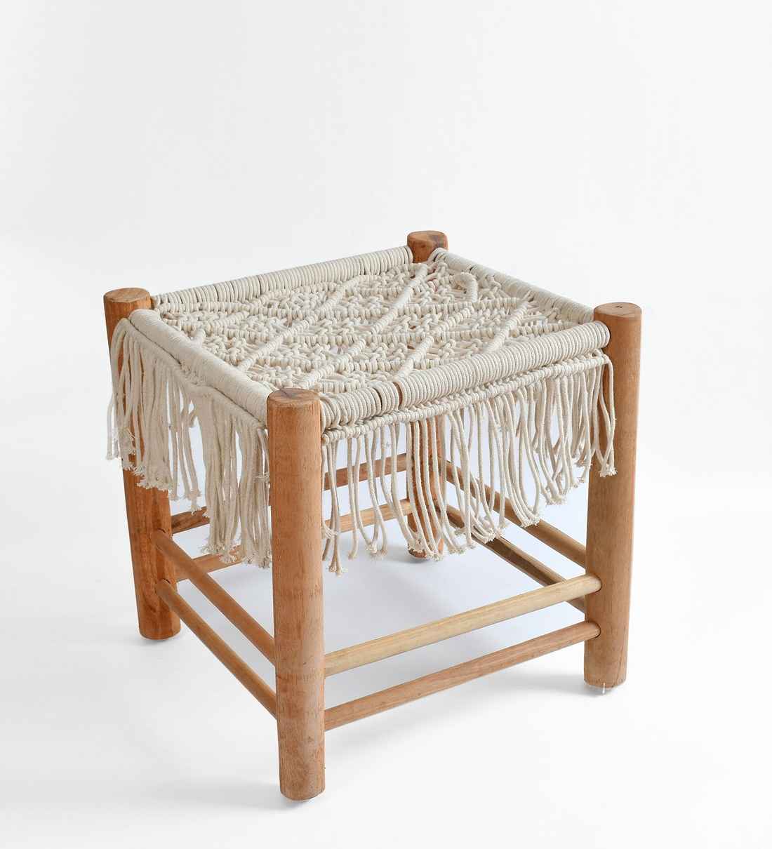 Kaahira Macrame Stool