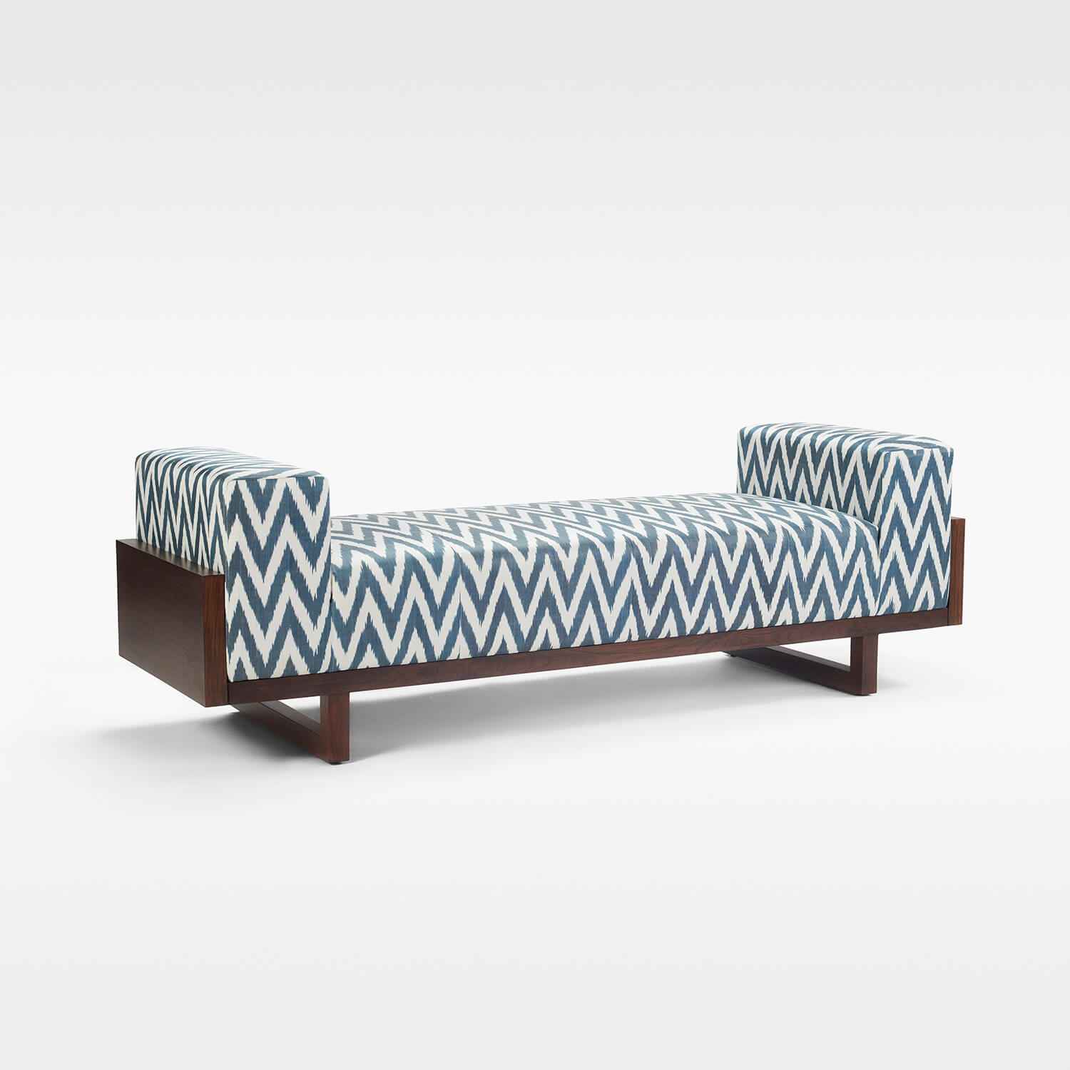 ASLE UPHOLSTERED BENCH