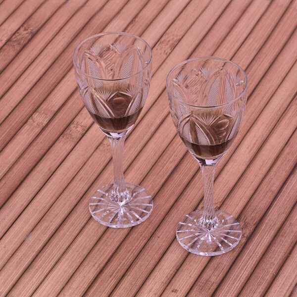 Hand Cut Design Romantic Wine Glass