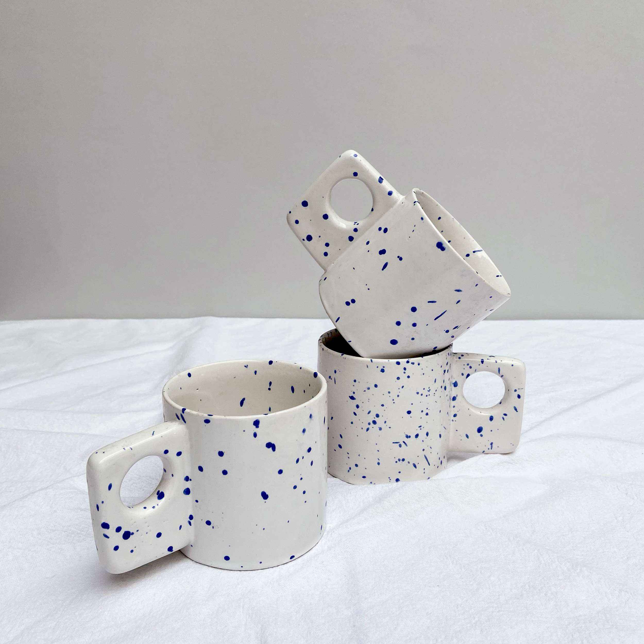 Dual Tone textured Mugs