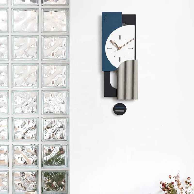 Vertical Swing Clock(Black)