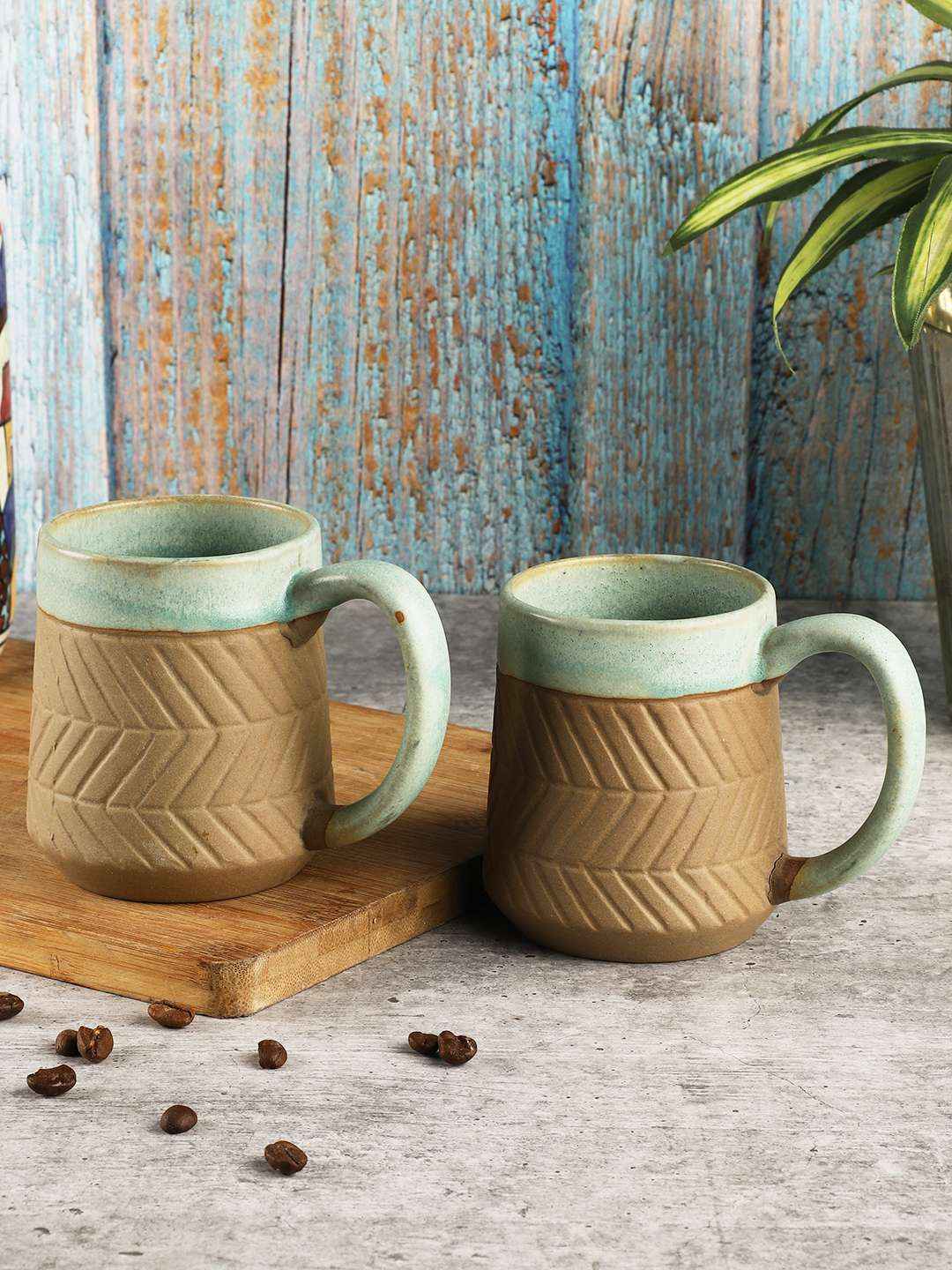 Monique Spotted Ceramic Cup with Golden Handle - Set of 2