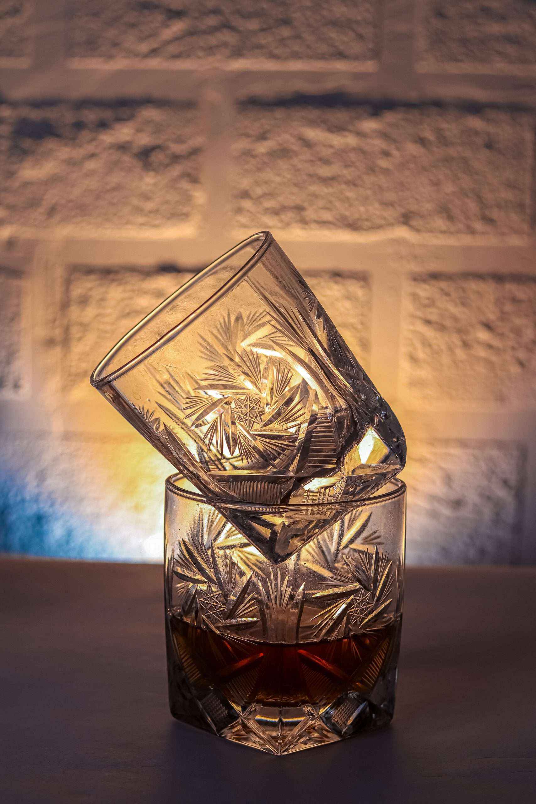 Old Fashioned Crystal Whiskey Glass