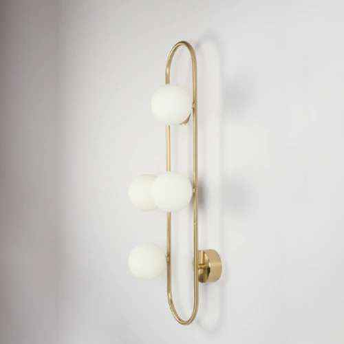Mond Wall Light