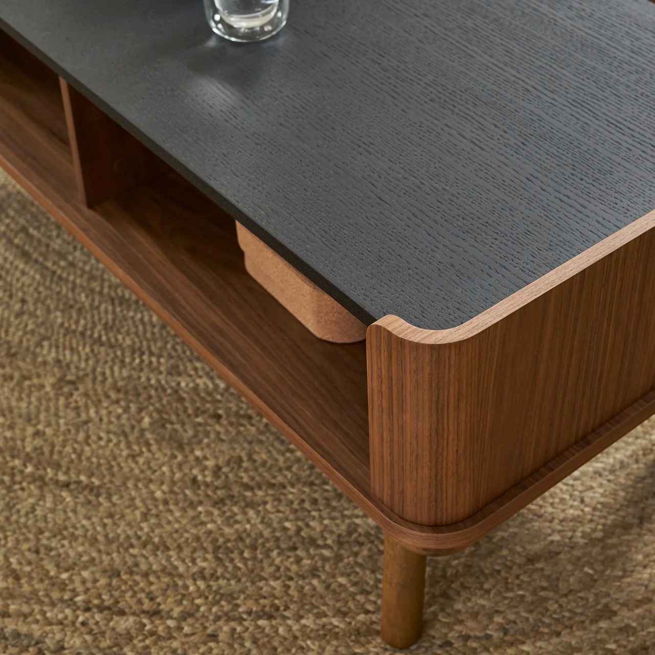 Kalos Ellipse Coffee Table