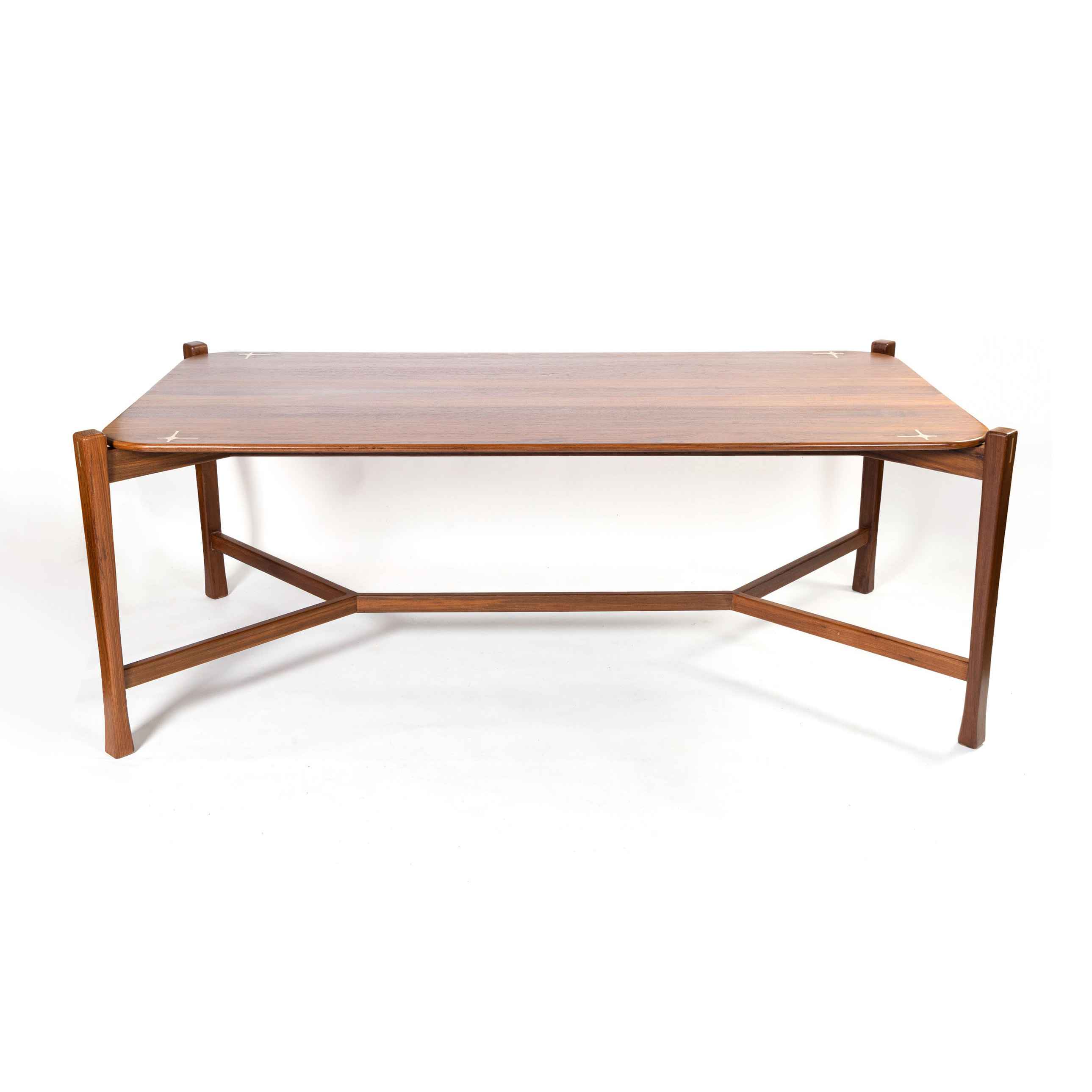 Ukiyo Dining Table