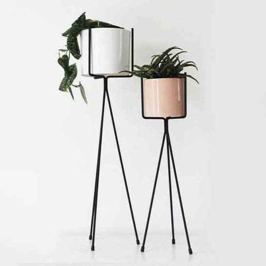 Graceful Bloom Planter Stand.