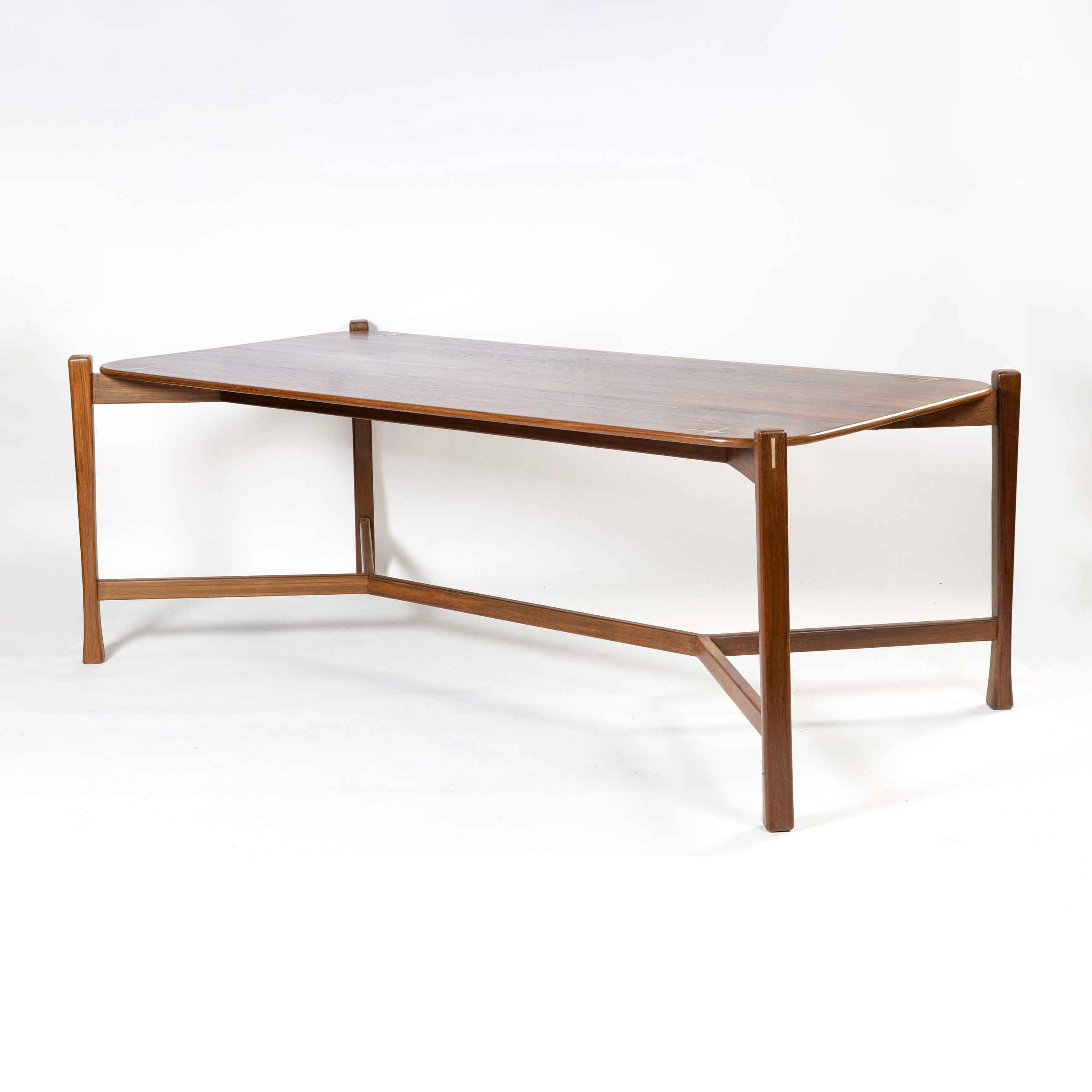 Ukiyo Study Table