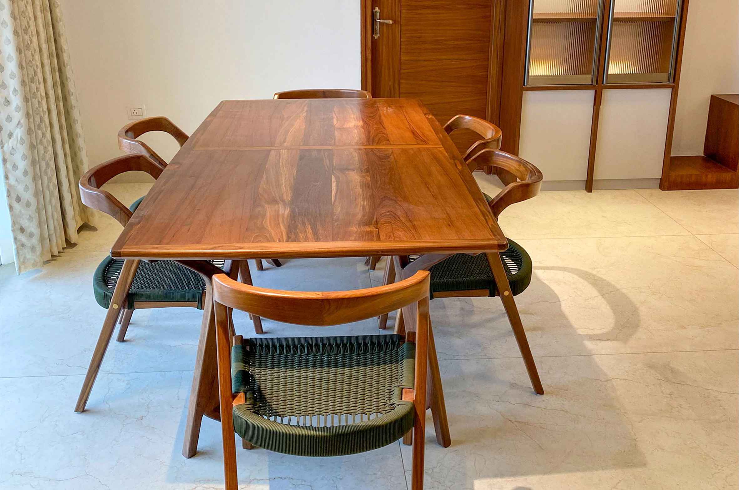 Elysian Dining Table