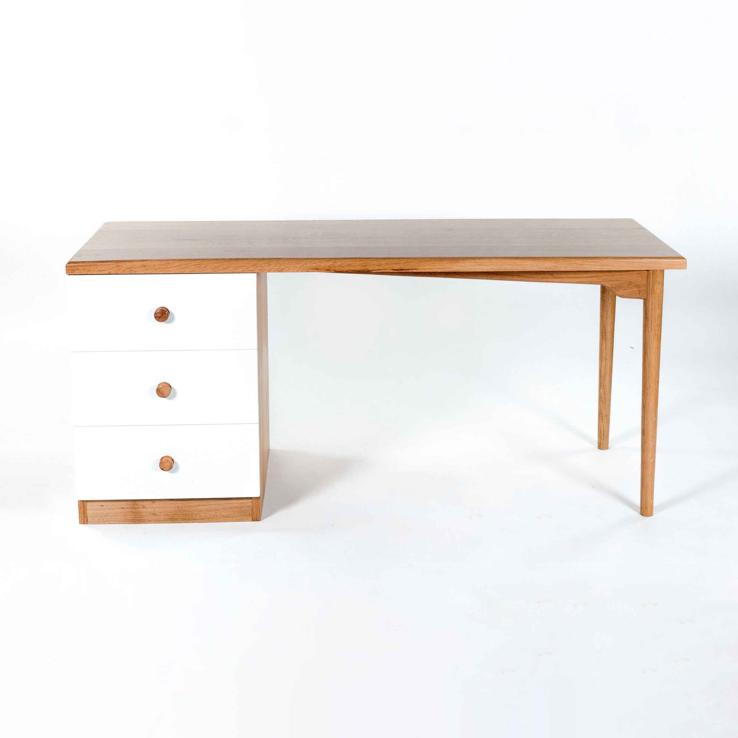 Metallic Berries Floor Table / Chowki