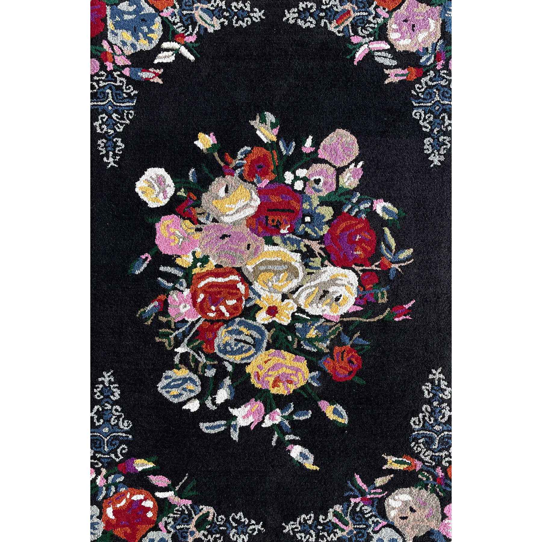 Hand Tufted AA13