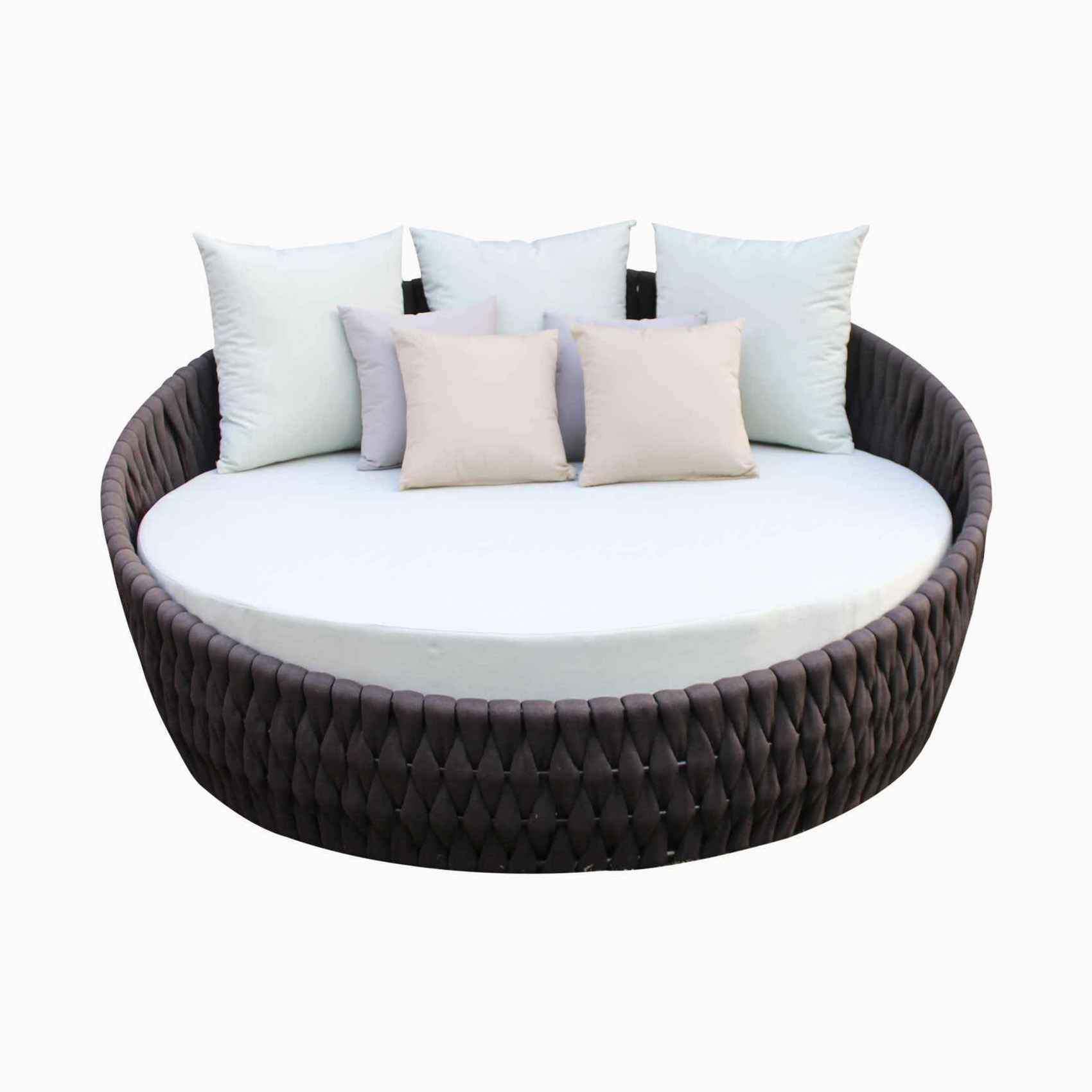 Daisy Swivel Chair