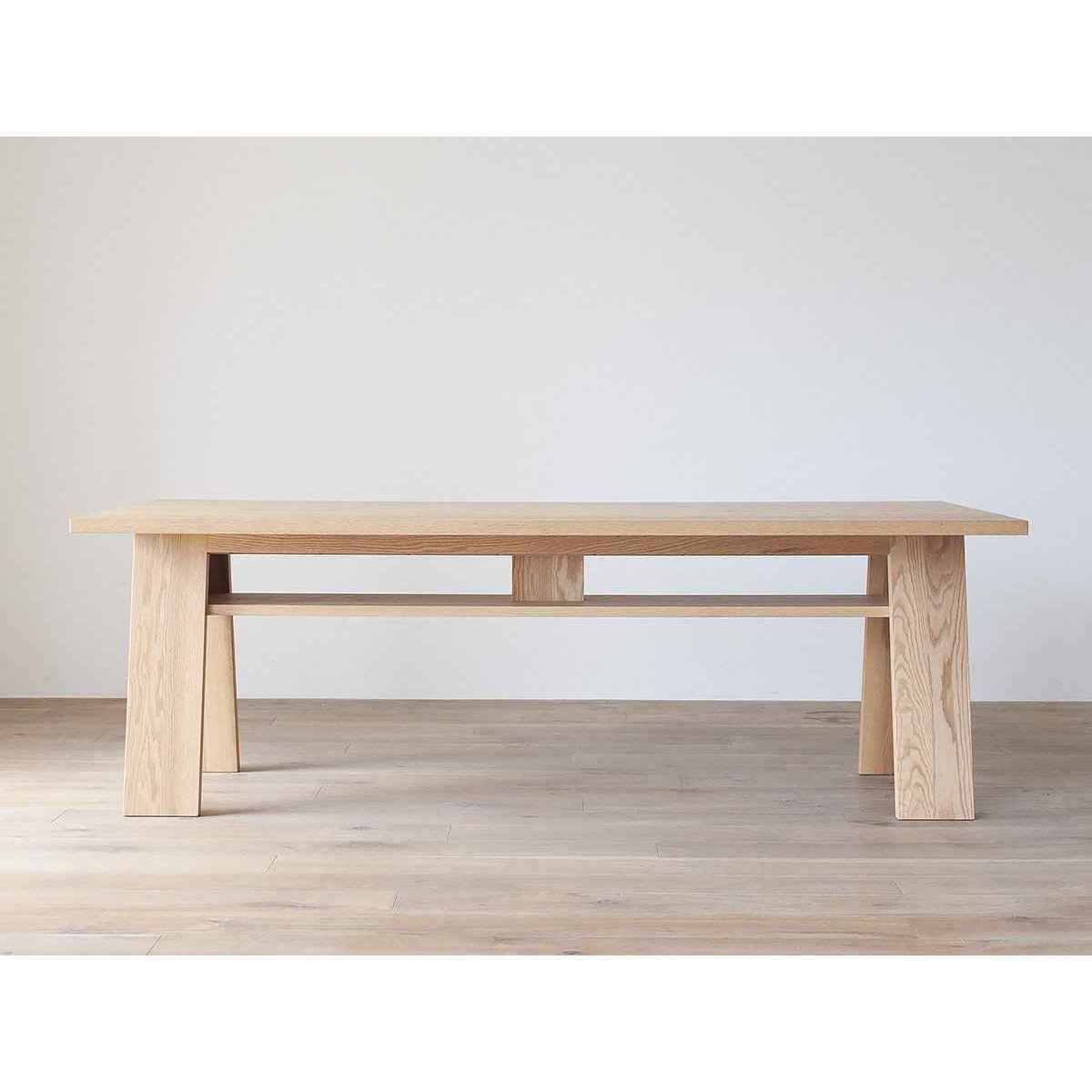 Sulit – Dining Table