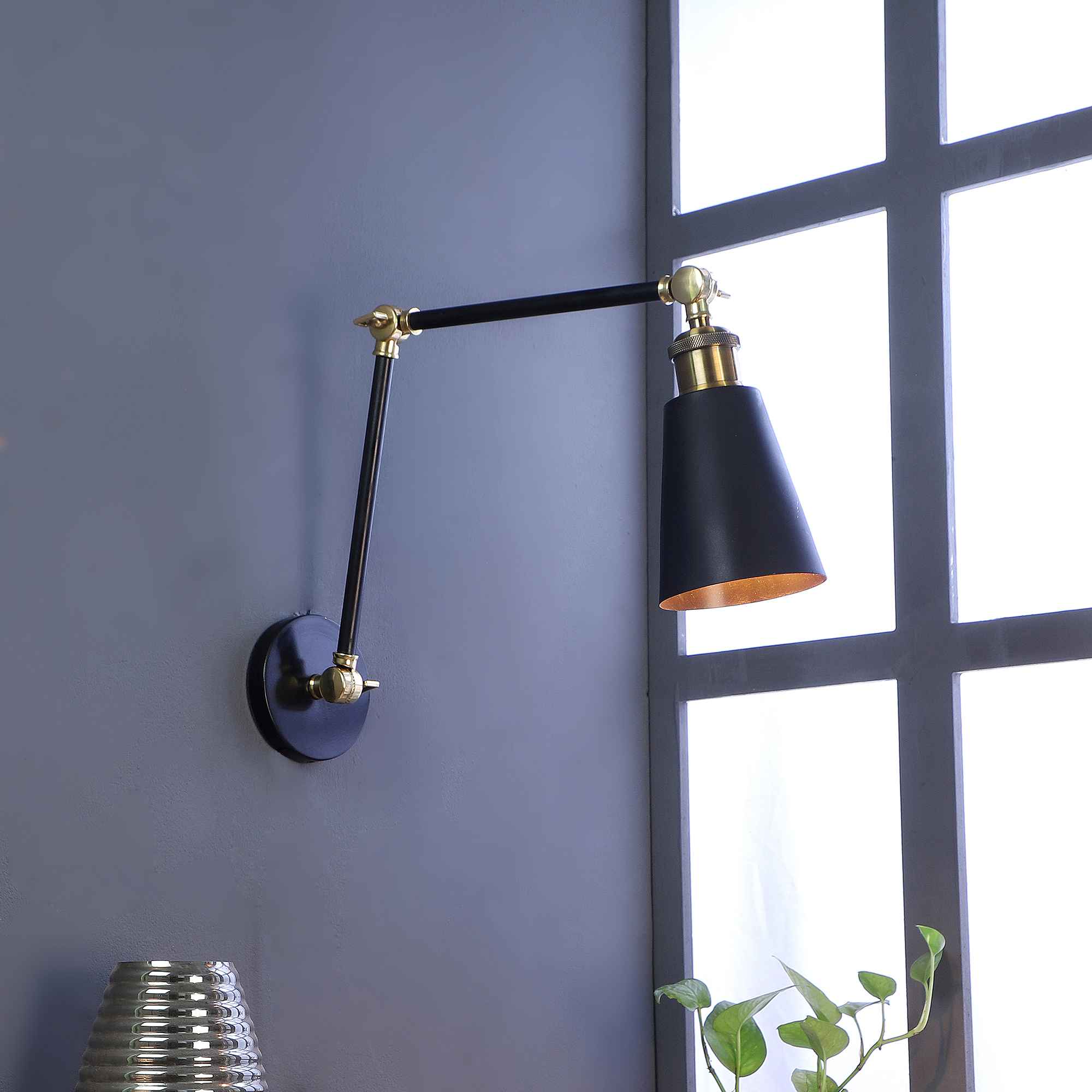 Mila Wall Sconce