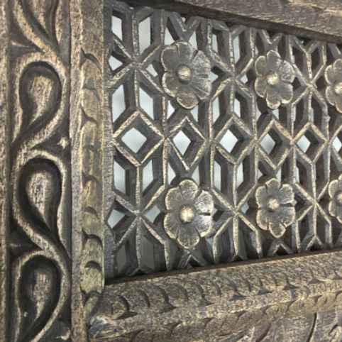 The Ashwa Rustic Jaali Console