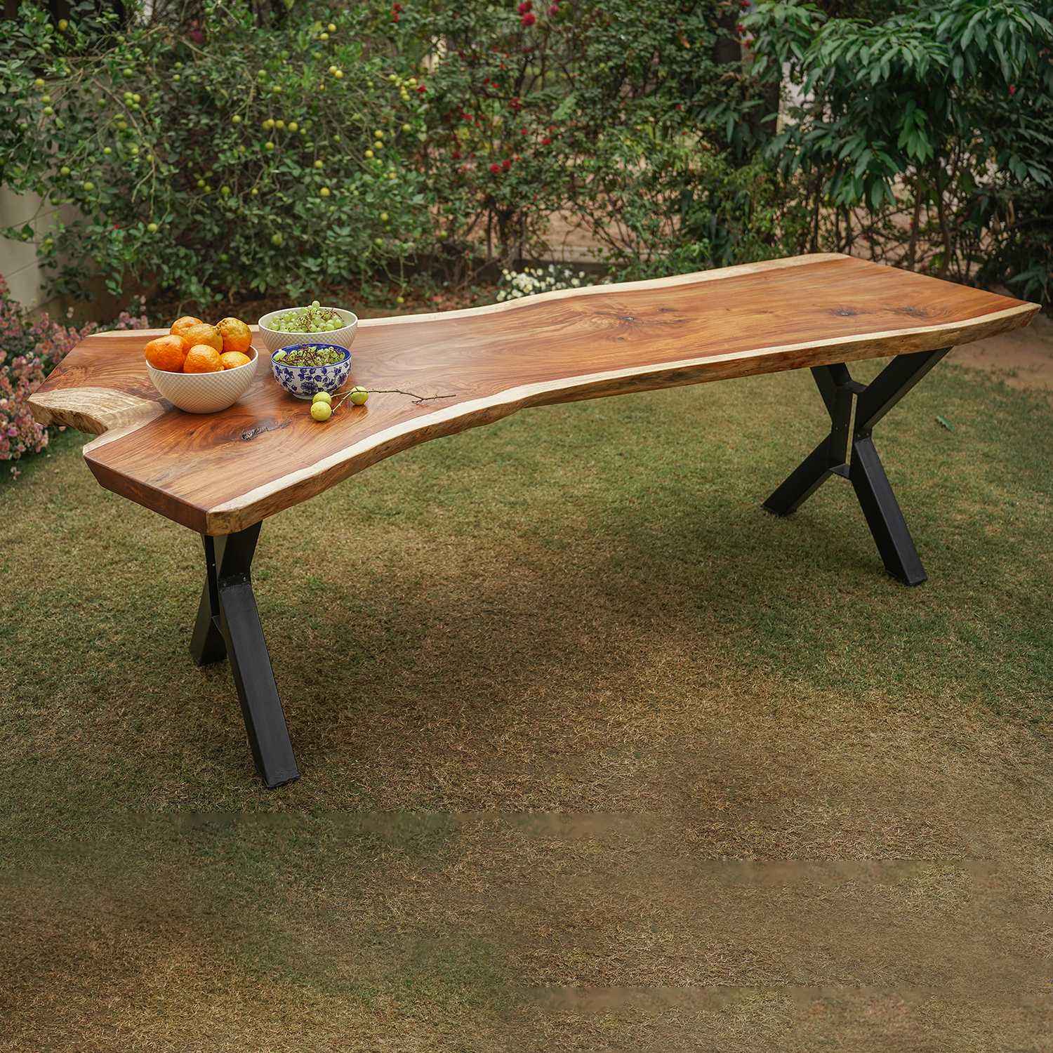 Rustic and Modern Finish Wooden Dining Table