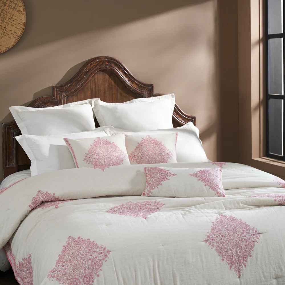 Puffer Embroidered Bedding Set