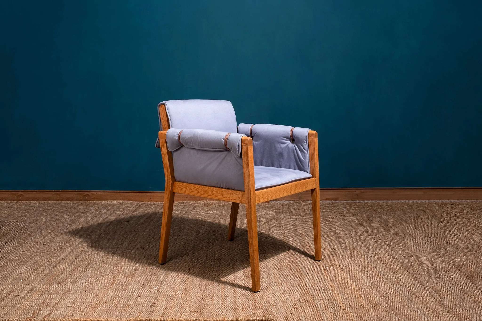 Id-Century Modern Petal Chair