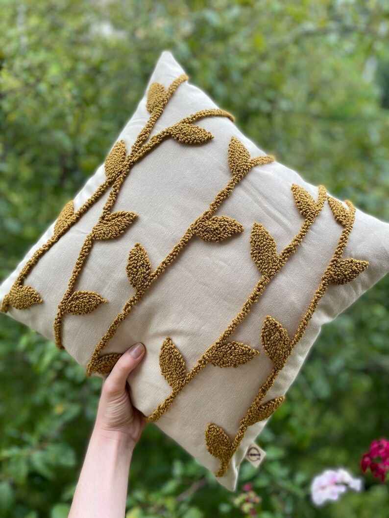 Punch Needle Cushion Cover 2