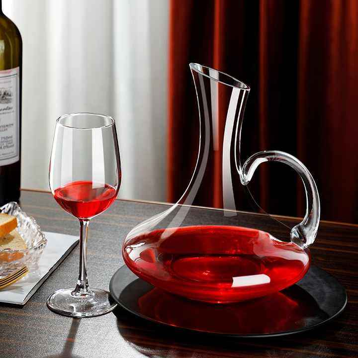 Cascade Wine Decanter With Glasses