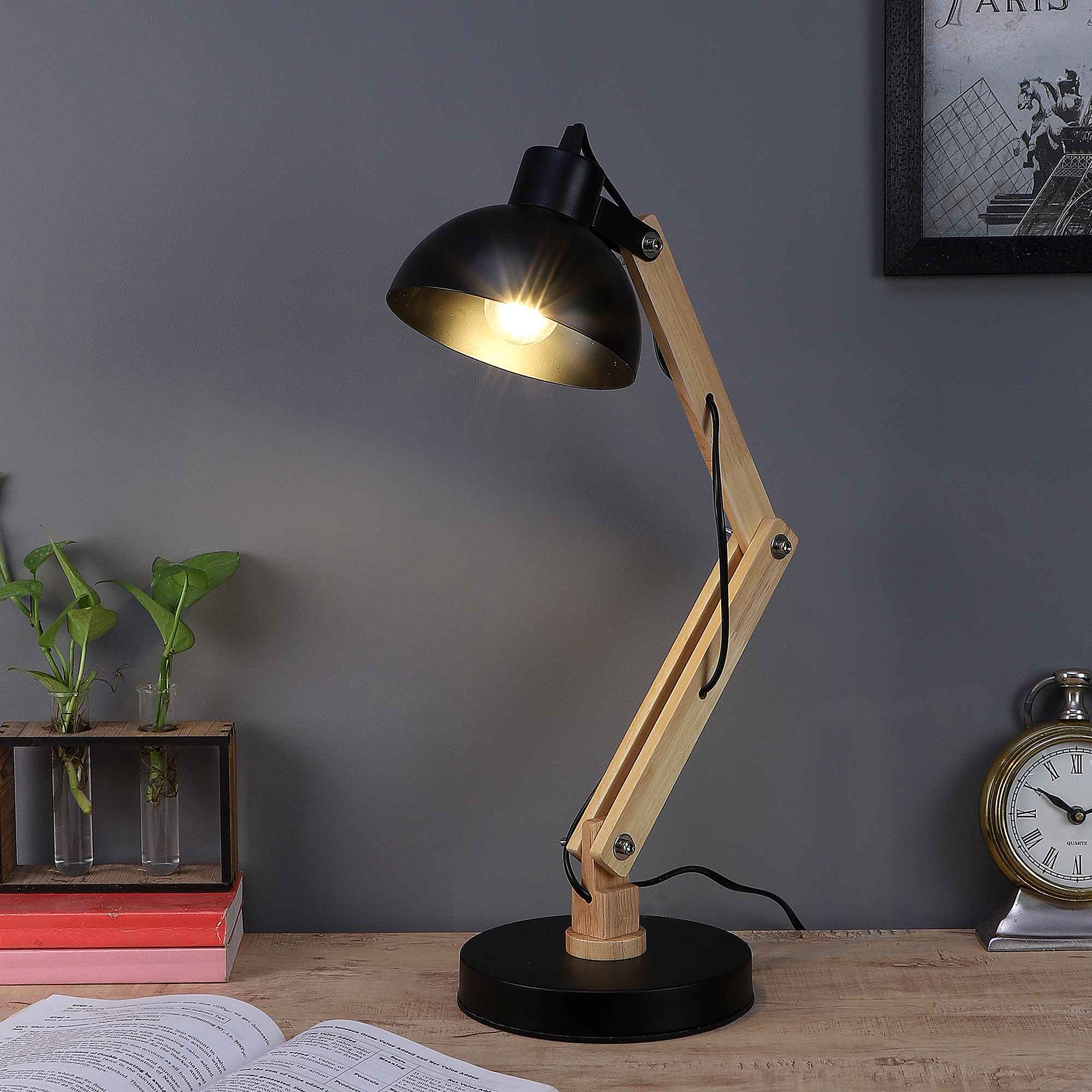 Modern Study Lamp With Metal Base