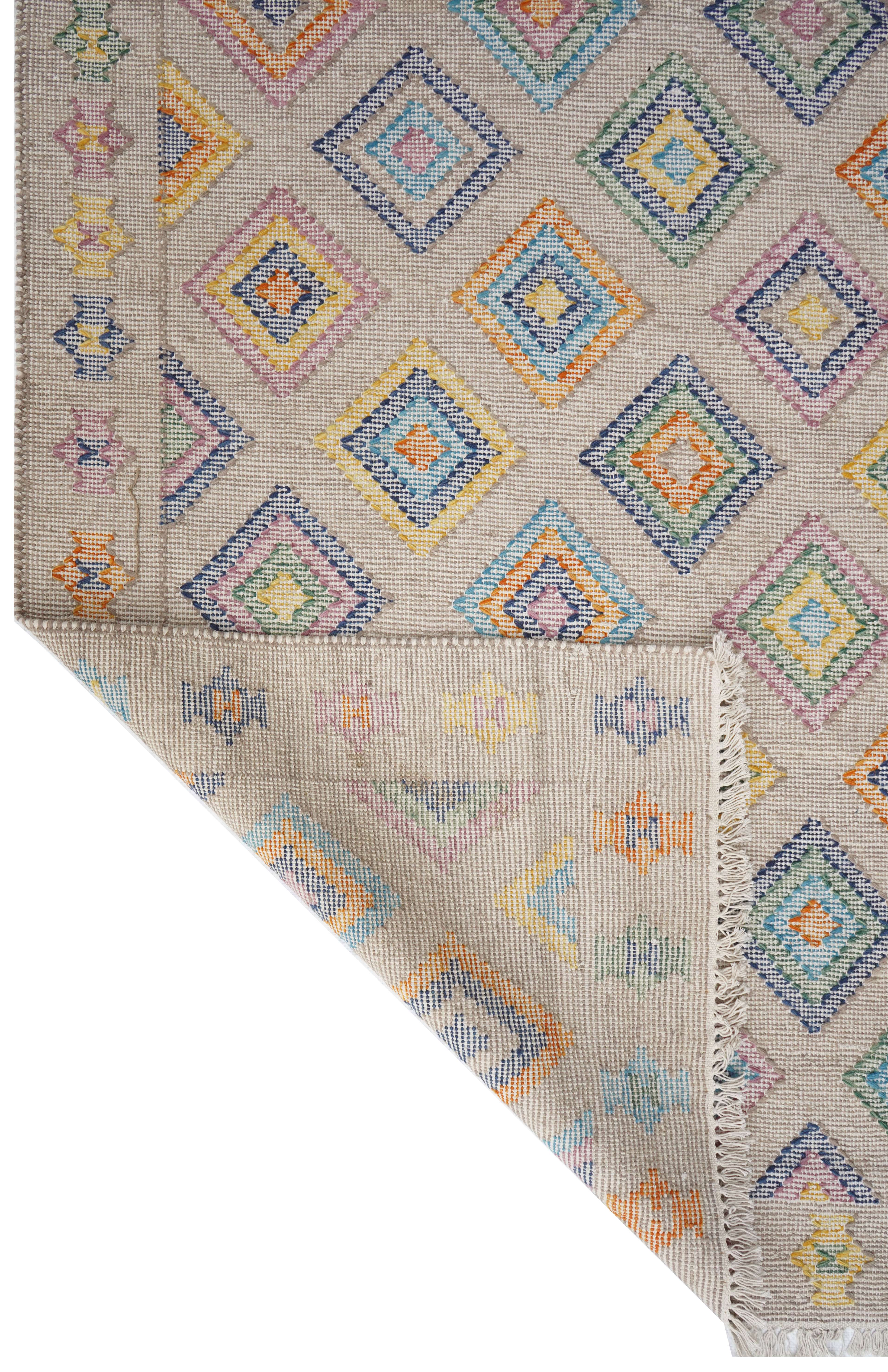 CREAM & BROWN SPIDER WEAVE RUG