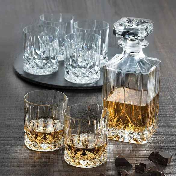 The Epic Twist Crystal Decanter Set With Glasses