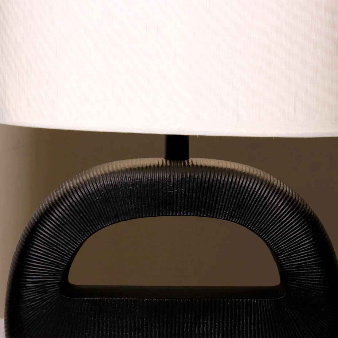 Leuto Table Lamp