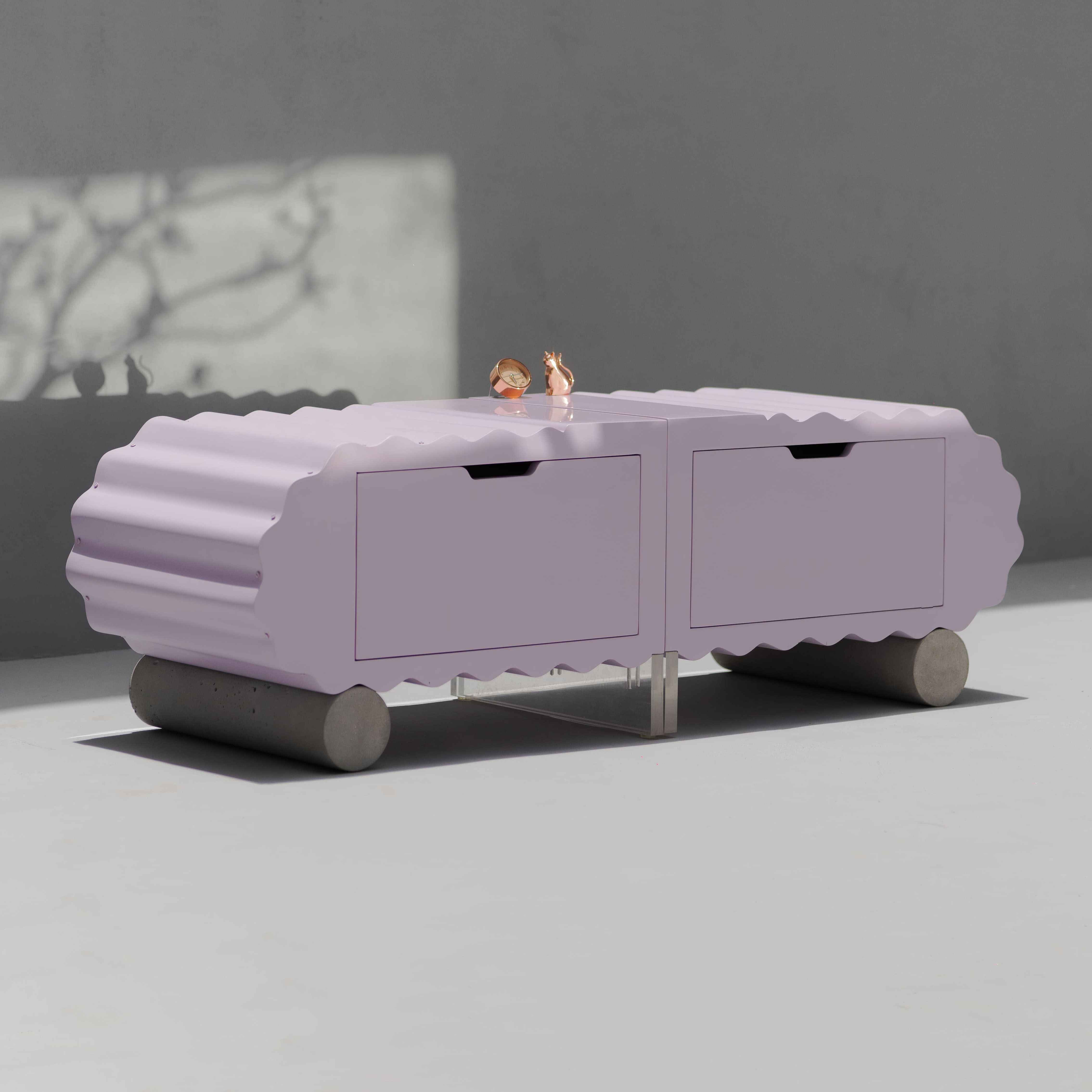 Canti Table