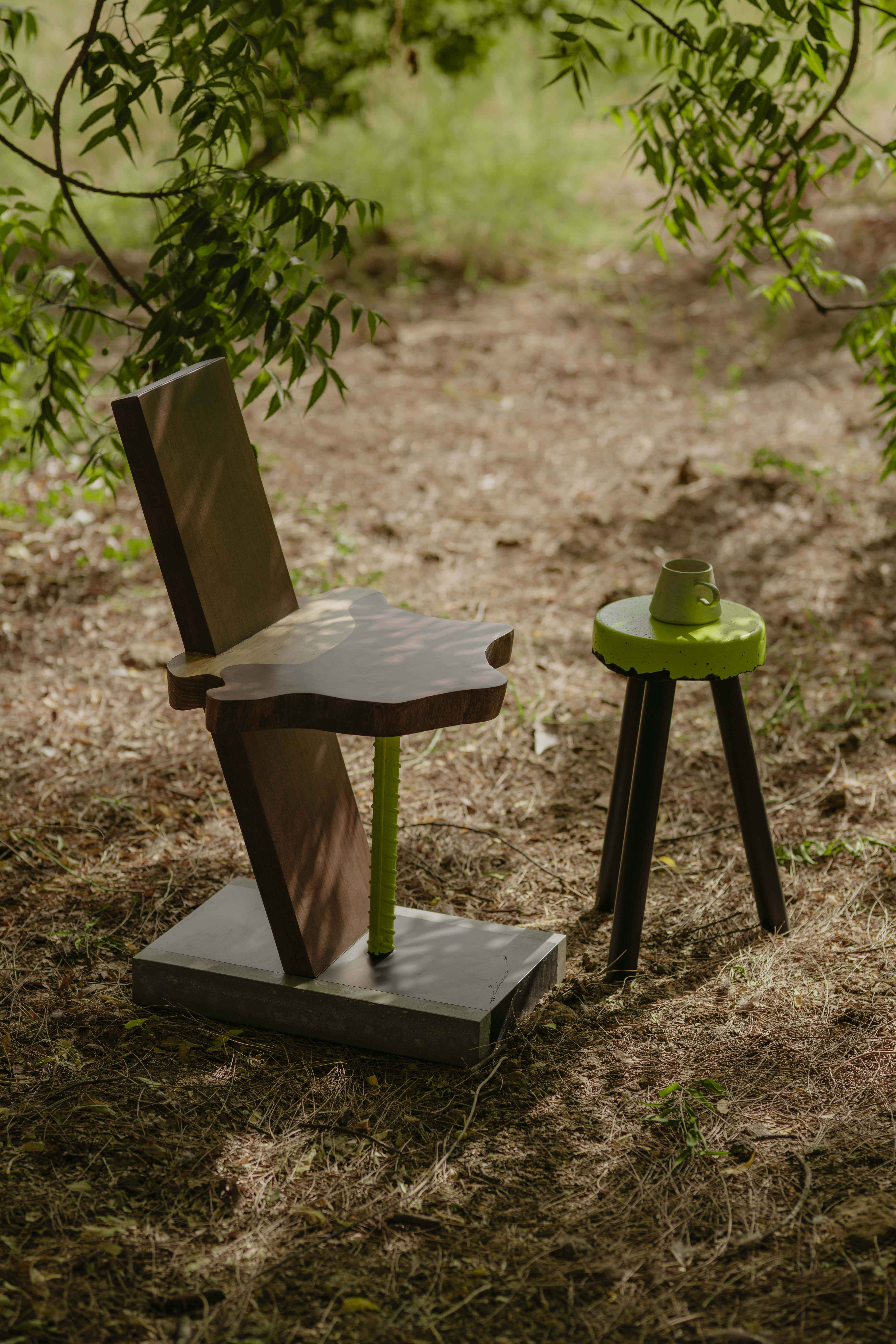 Canti Table