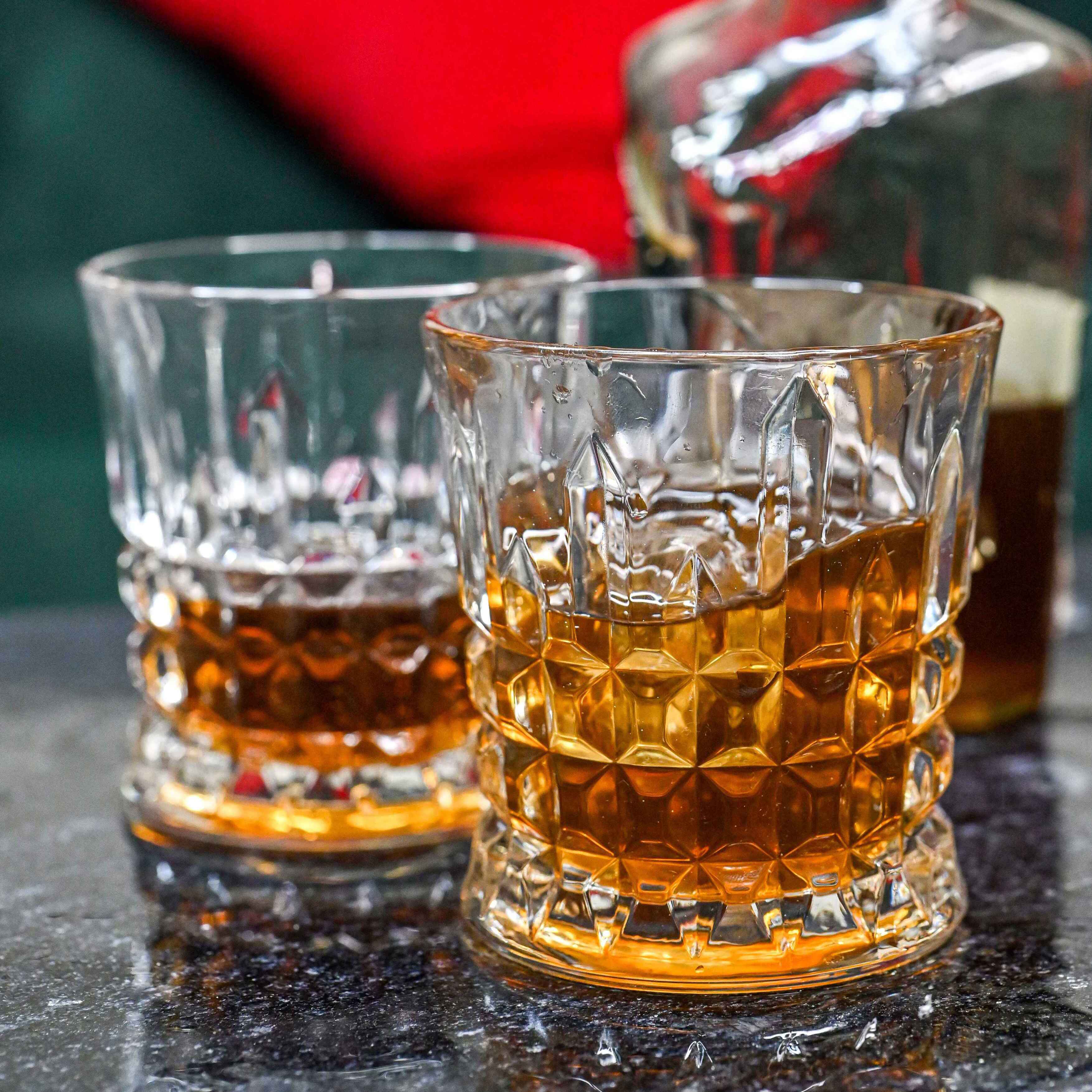 Elegant Prime Whiskey Glass