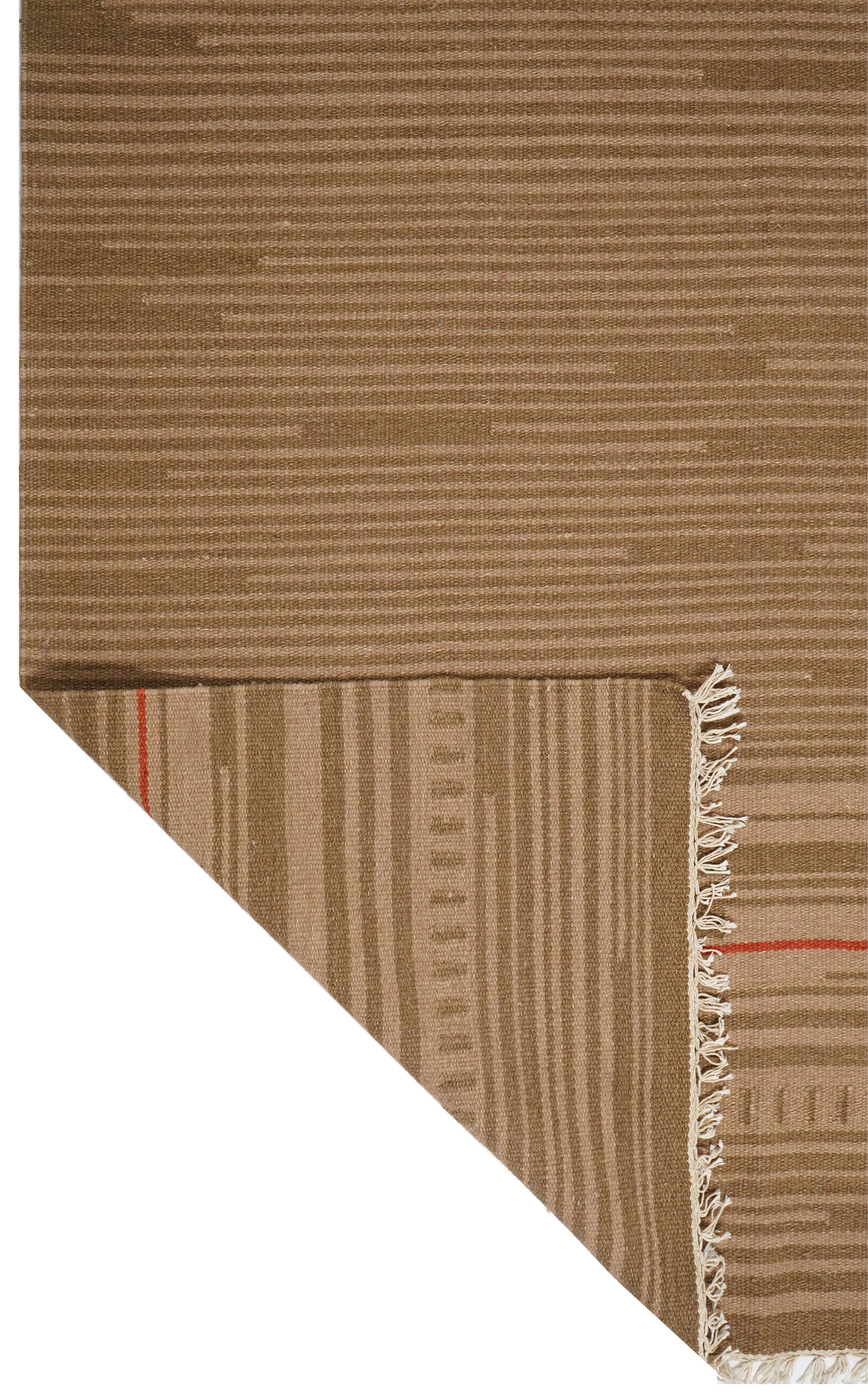 CREAM & BROWN SPIDER WEAVE RUG