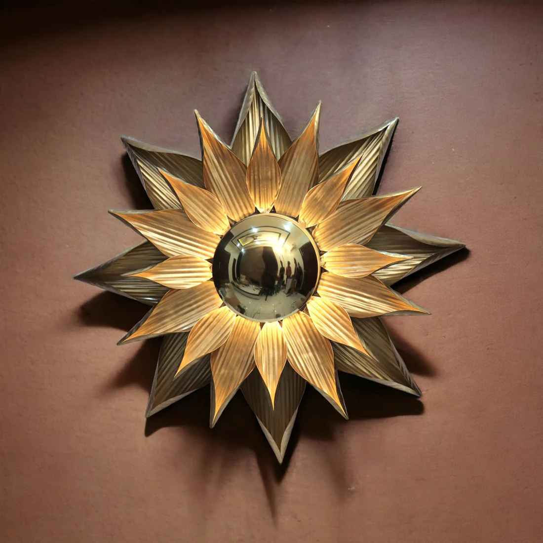 Sufi Dark Wall lamp