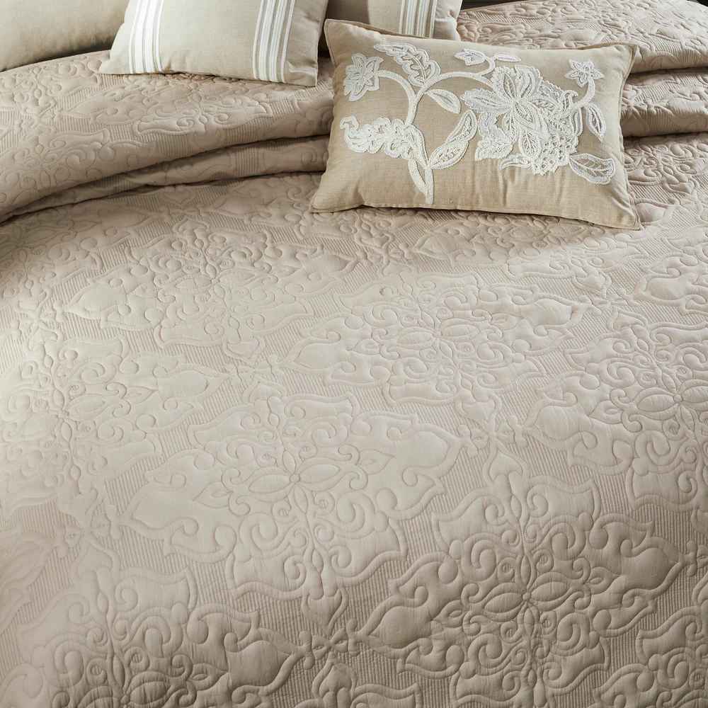 Grapevine Embroidered Bedding Set