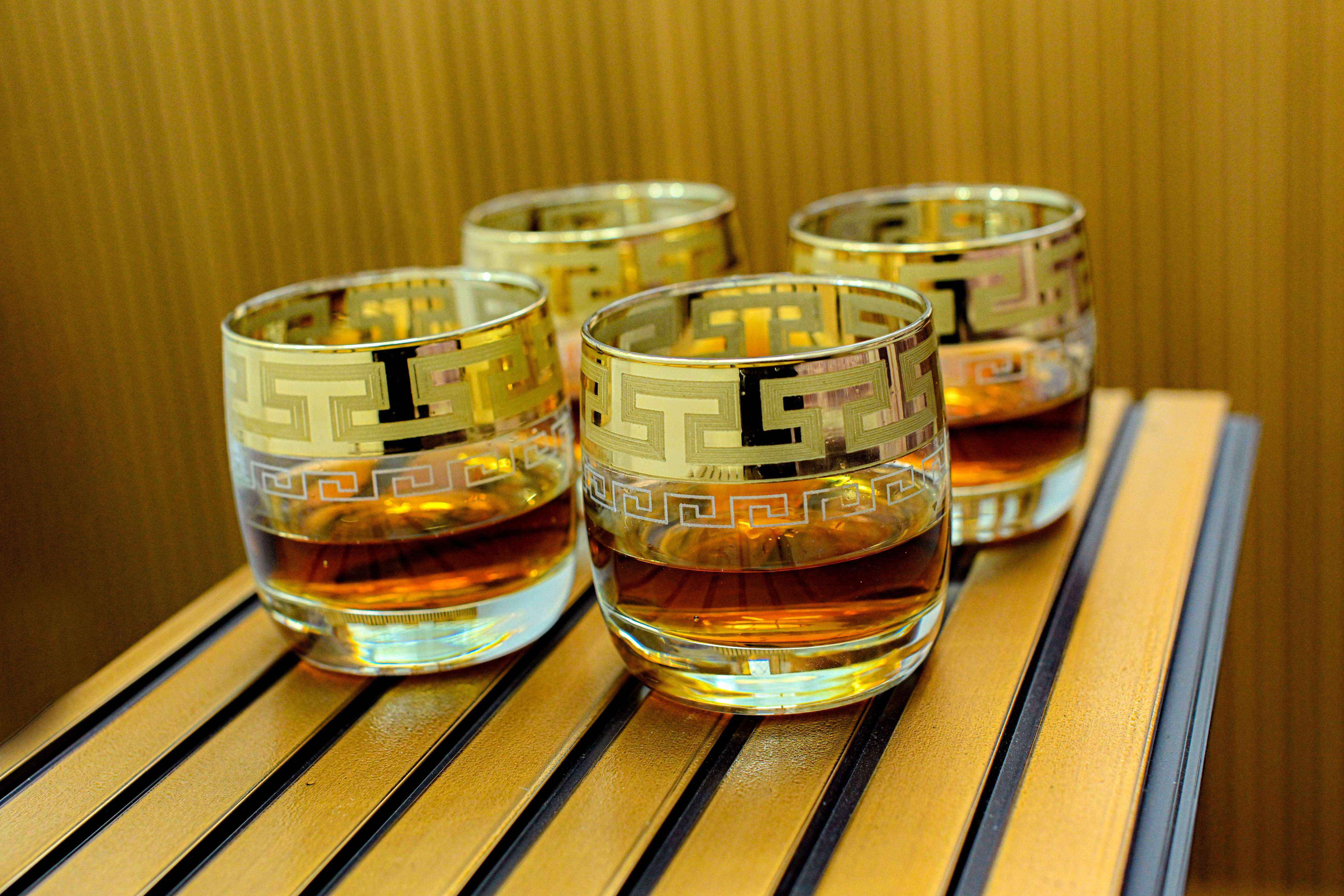 Diamond Whiskey Crystal Decanter Set With Glasses