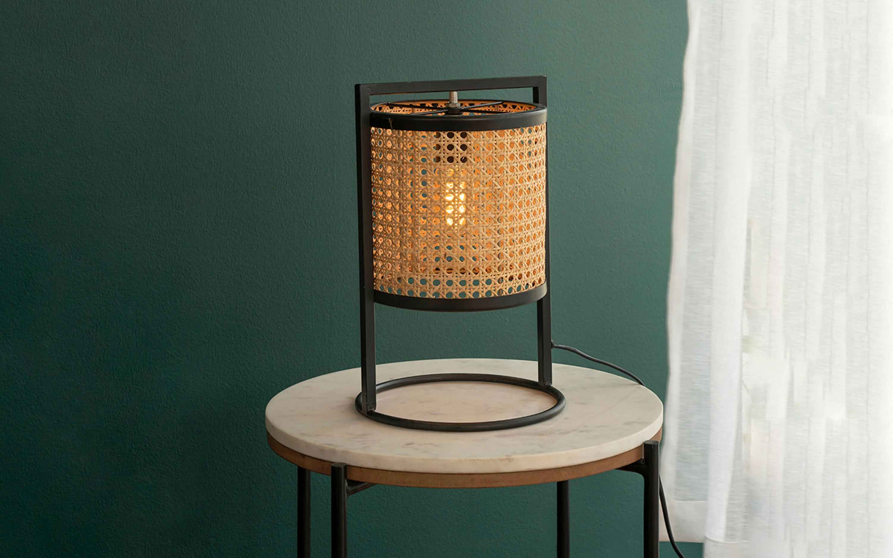 New Canna Black Table Lamp