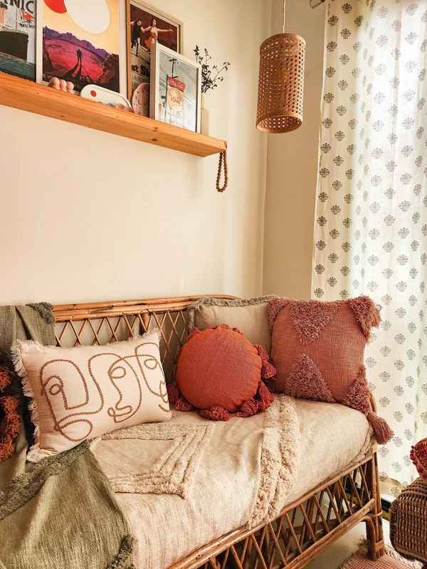 Scarlett Tufted Pillow