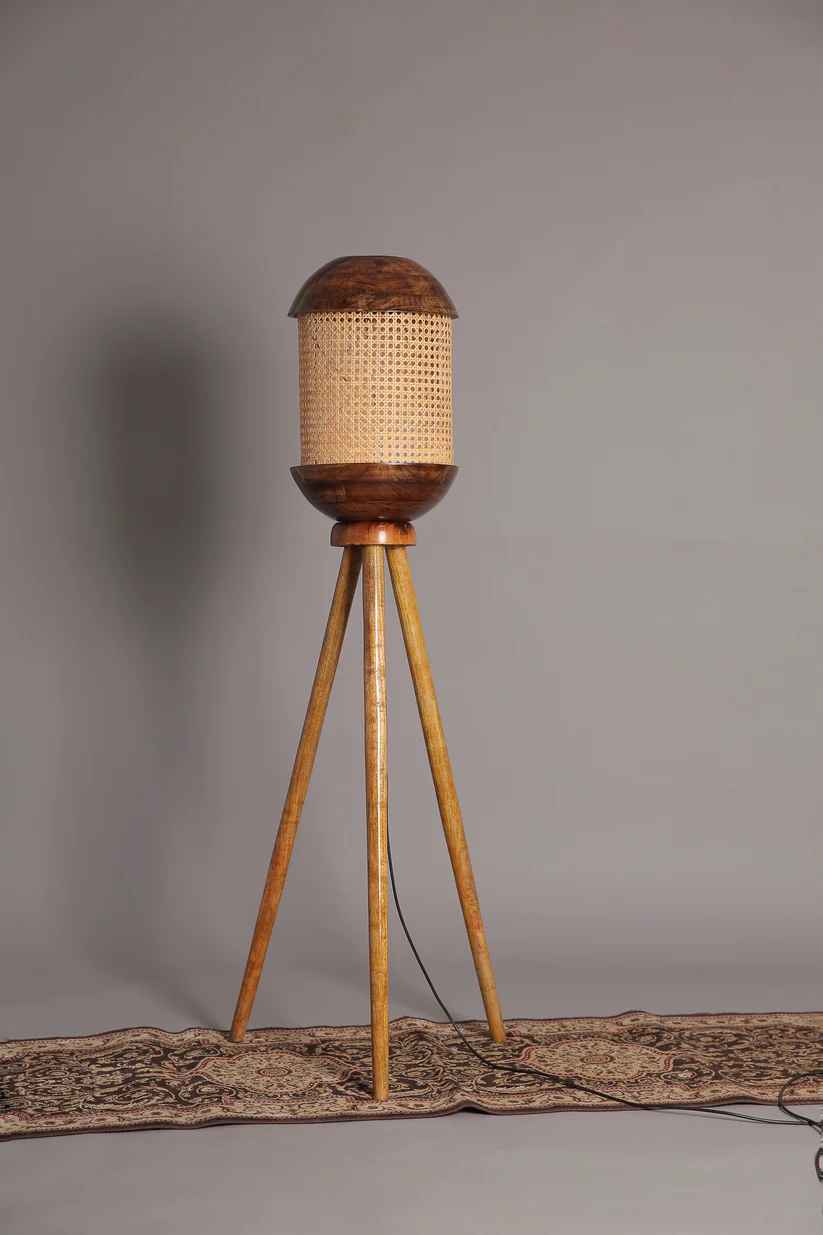 Laura - Floor Lamp