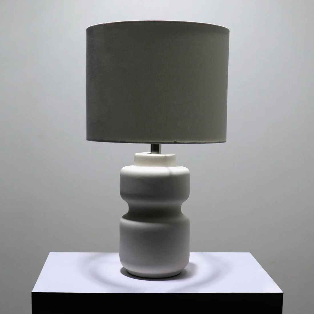 Waken Curve Table Lamp