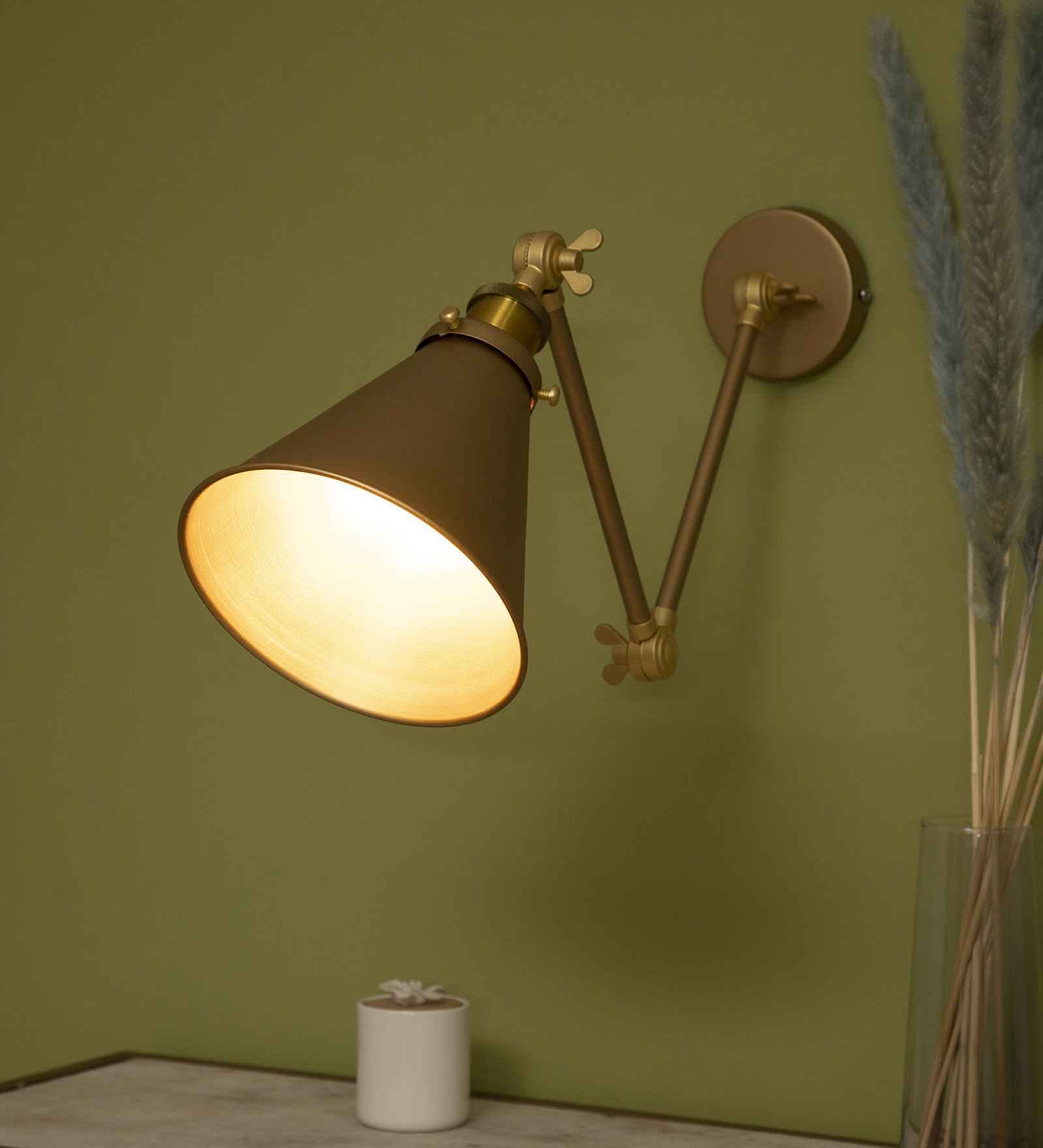 Modern Study Lamp With Metal Base