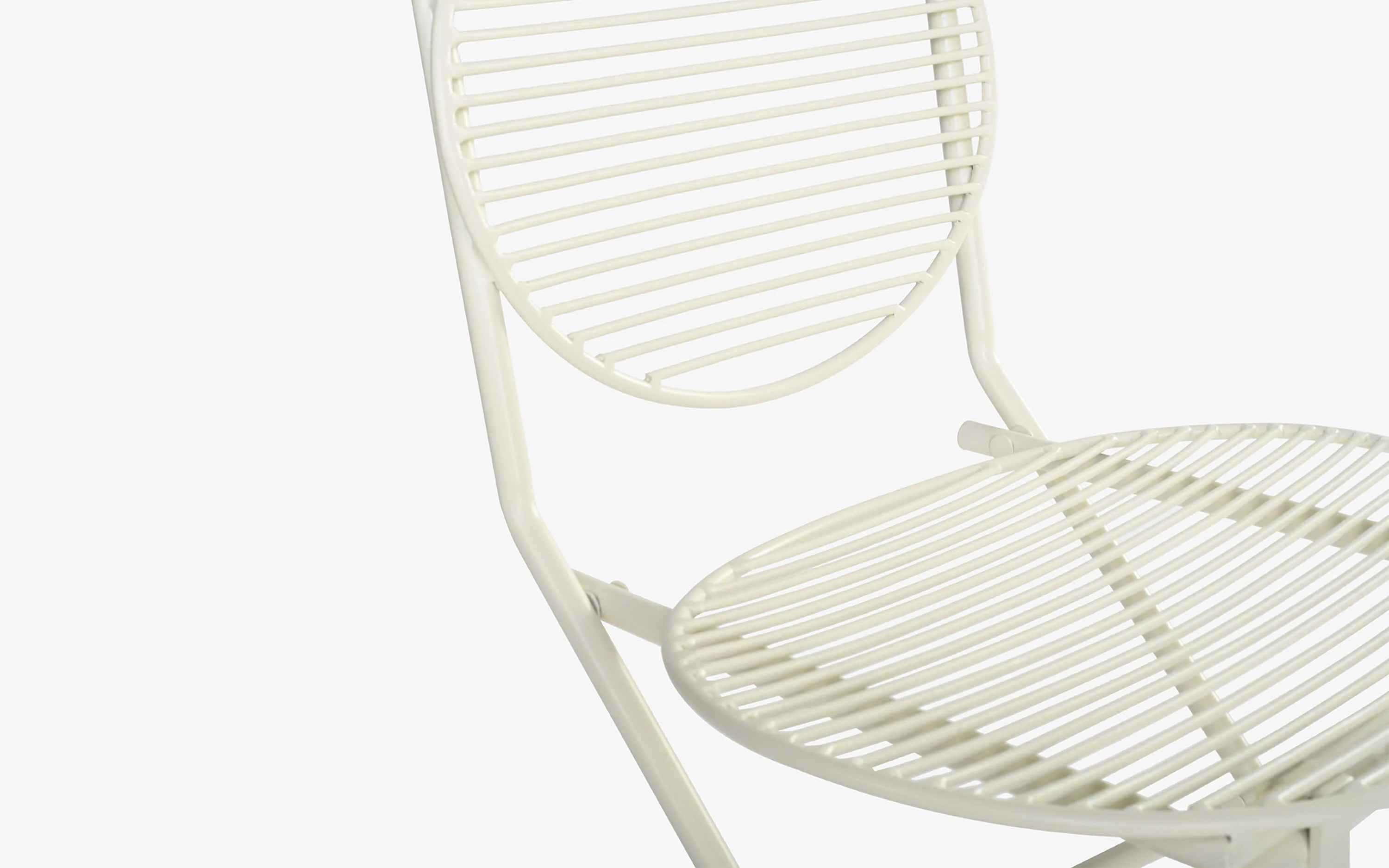 Patio Off White Folding Chair