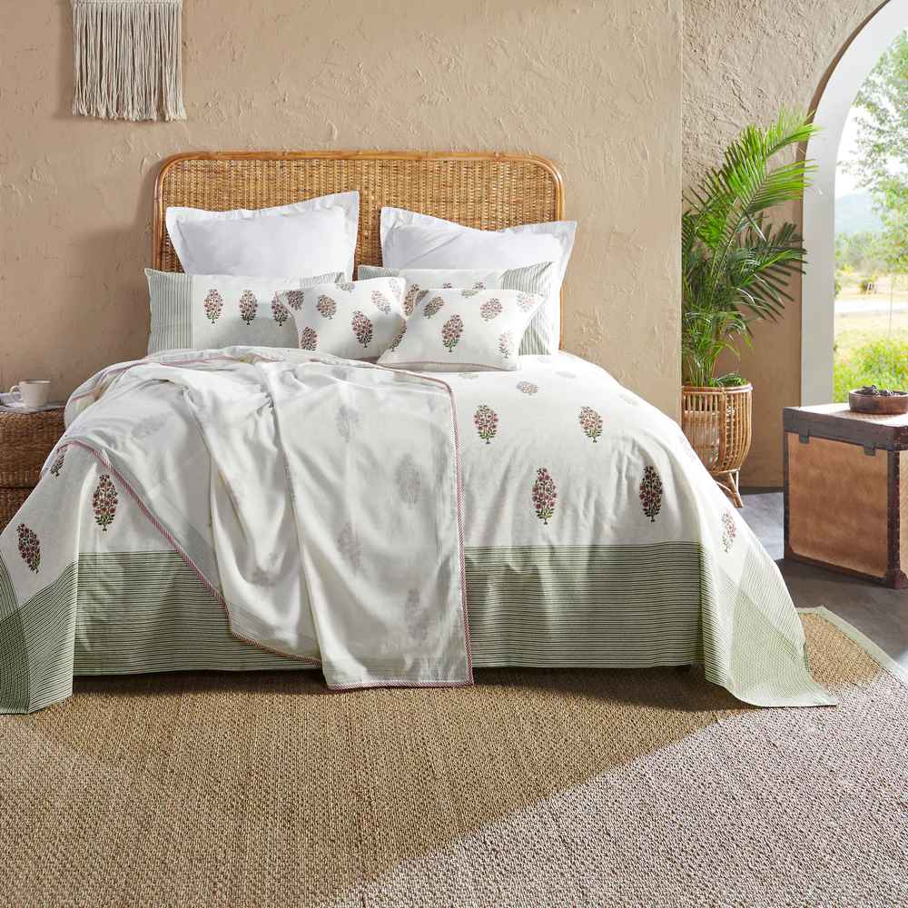 Euphorbia Block Printed Bedsheet Set
