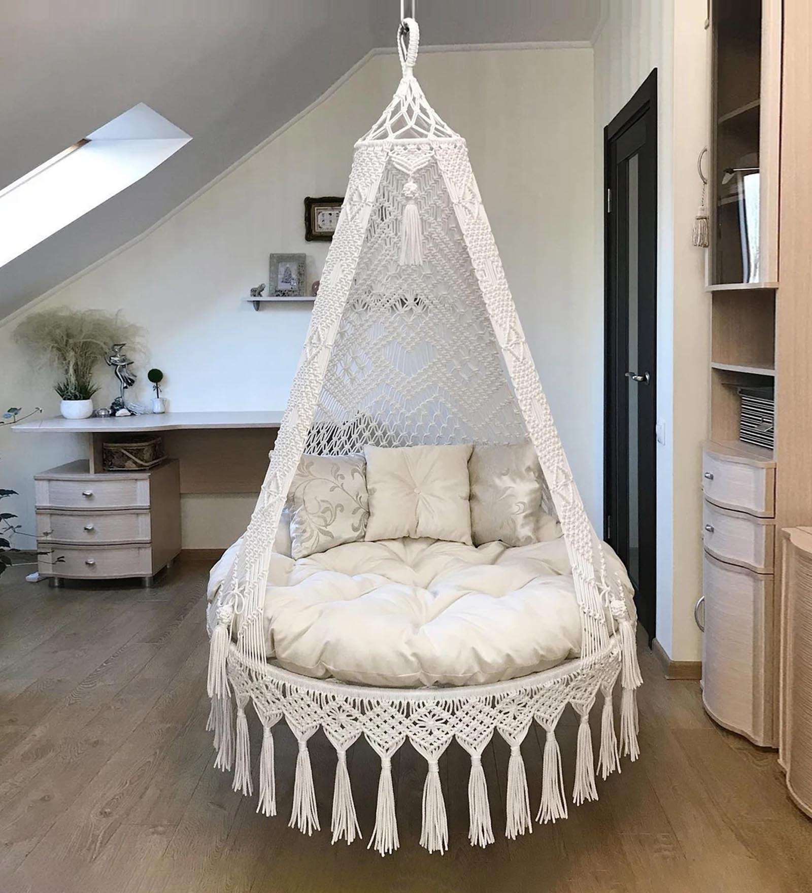 Cozy Nest Hanger Swing